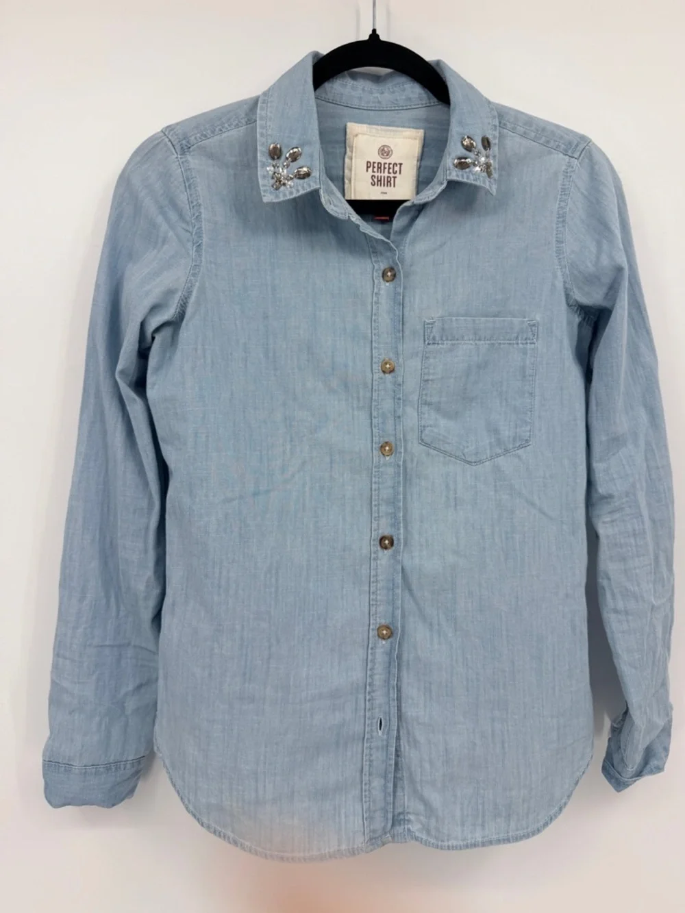 Perfect Shirt by Sole Society Chambray Button Down Rhinestone Collar XS